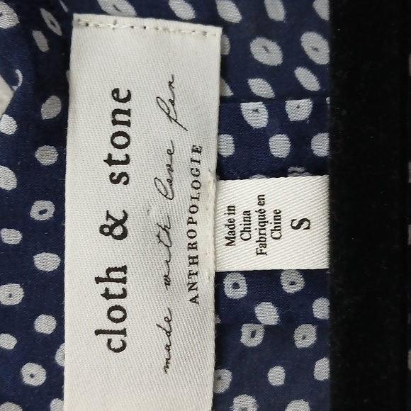 Anthropologie Cloth & Stone Dana Navy Polka Dot Classic Buttondown Blouse Small - Picture 5 of 6